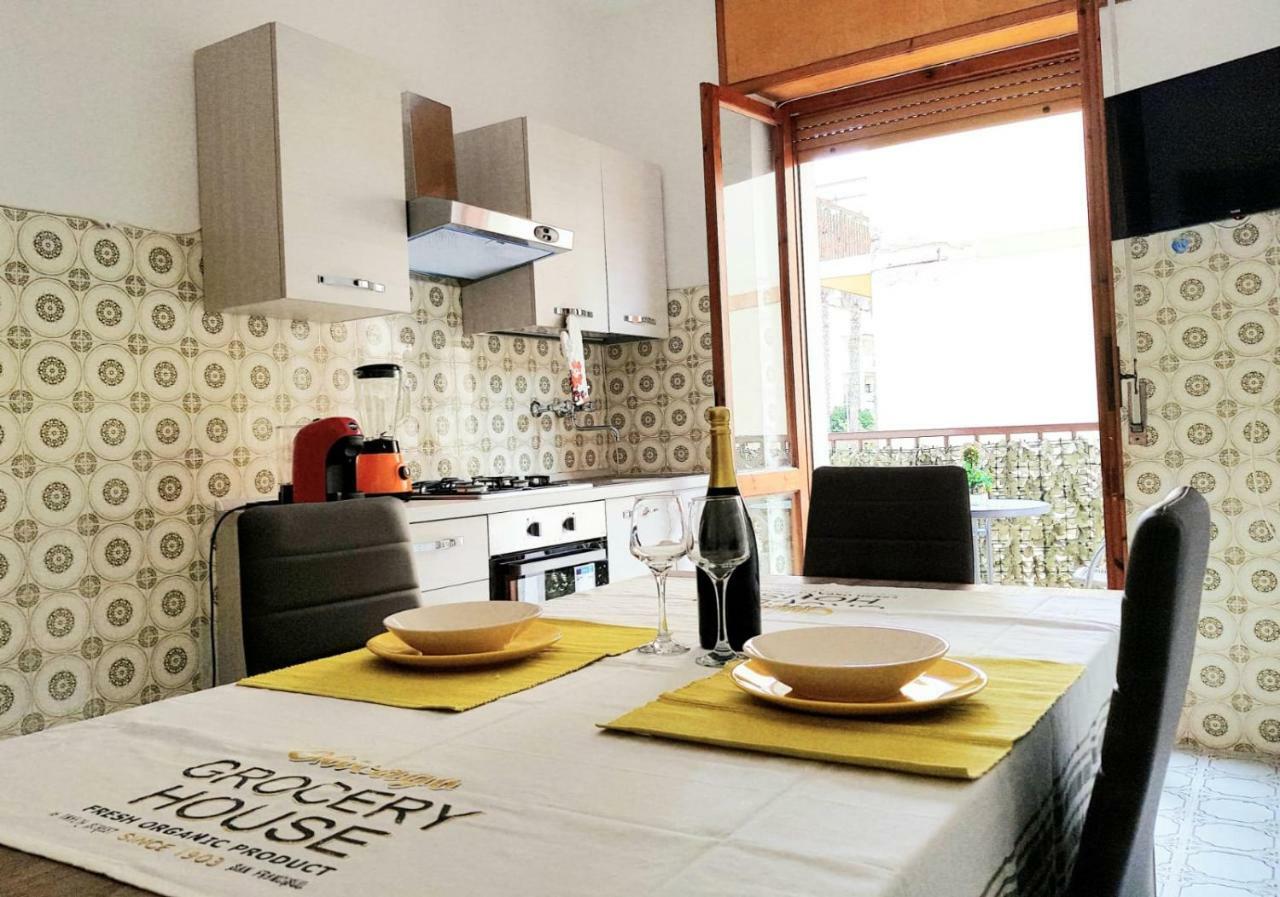 Family Apartment On The Beach Alghero Bagian luar foto